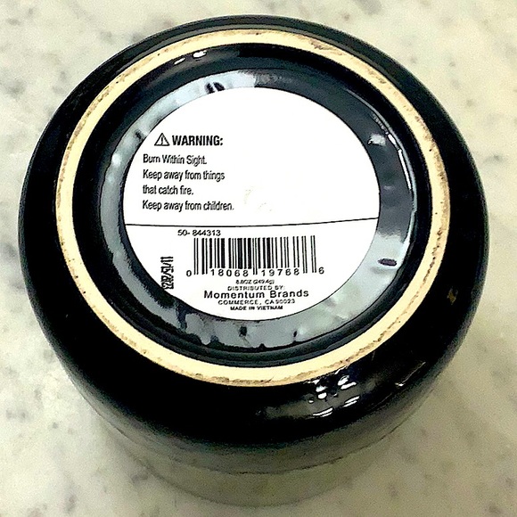 SUSAN JACOBS NEW YORK CANDLE VOLCANO VANILLA NEW 1 WICK POTTERY - Picture 4 of 4